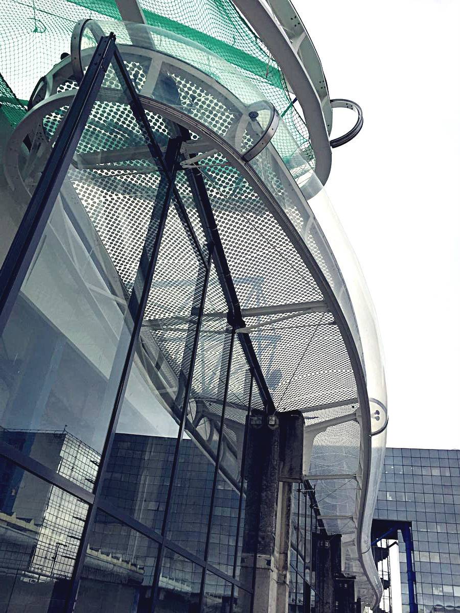 法国雷恩火车站屋顶采用了ETFE气枕结构